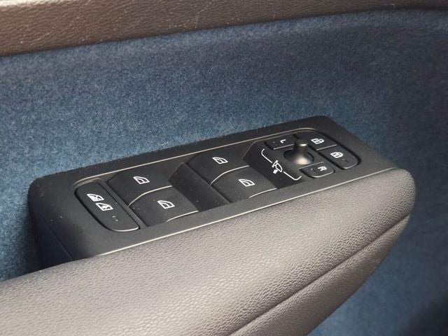 2023 Volvo C40 Recharge Pure Electric Twin Plus