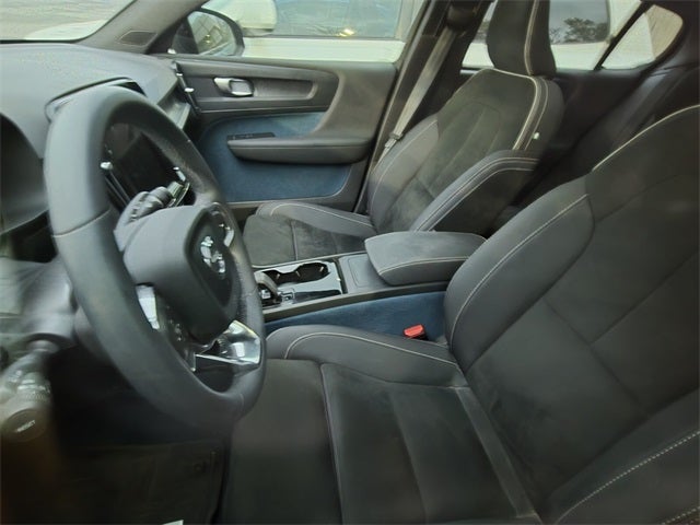 2023 Volvo C40 Recharge Pure Electric Twin Plus