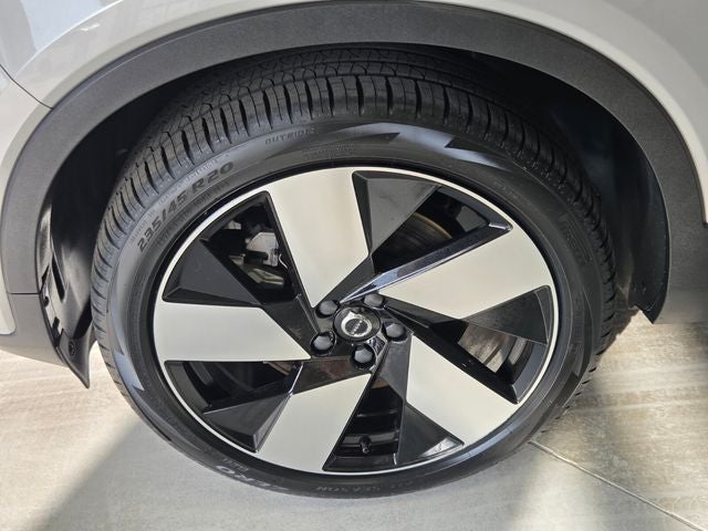 2023 Volvo XC40 Recharge Pure Electric Ultimate