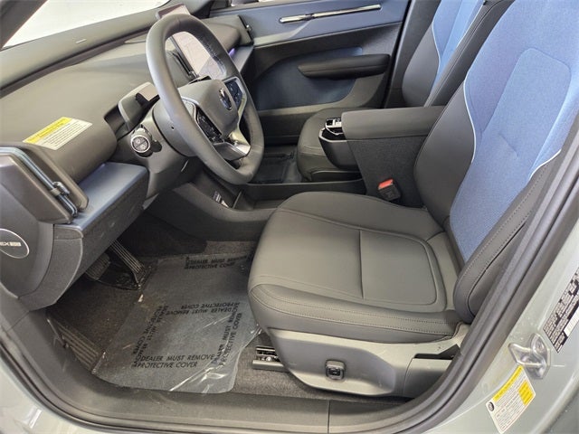 2026 Volvo EX30 Twin Motor Cross Country Ultra