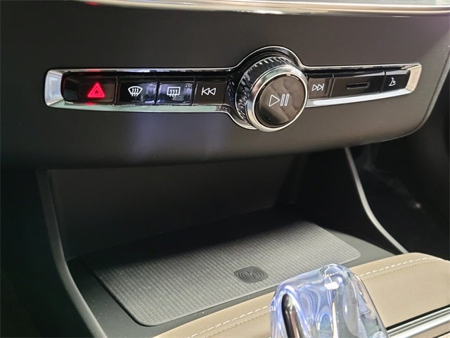 2026 Volvo XC90 Plug-In Hybrid T8 Plus 7 Passenger