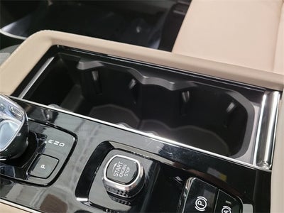 2026 Volvo XC90 Plug-In Hybrid T8 Plus 7 Passenger