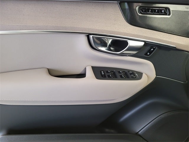 2026 Volvo XC90 Plug-In Hybrid T8 Plus 7 Passenger