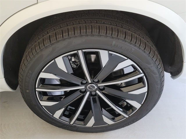 2026 Volvo XC90 Plug-In Hybrid T8 Plus 7 Passenger