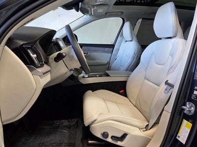 2026 Volvo XC90 Plug-In Hybrid T8 Ultra 7 Passenger