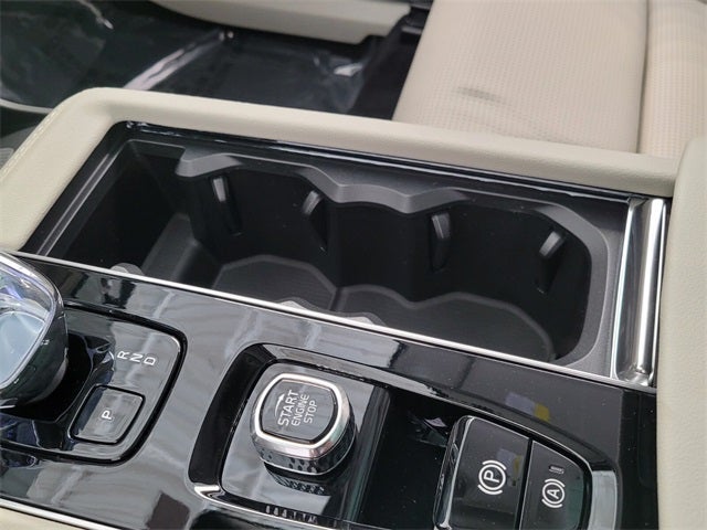 2026 Volvo XC90 Plug-In Hybrid T8 Ultra 7 Passenger