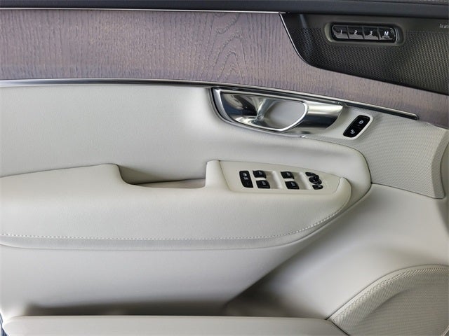 2026 Volvo XC90 Plug-In Hybrid T8 Ultra 7 Passenger