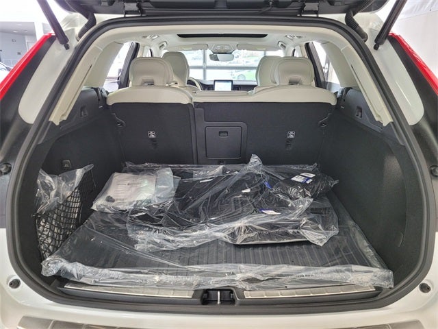 2026 Volvo XC60 Plug-In Hybrid T8 Ultra