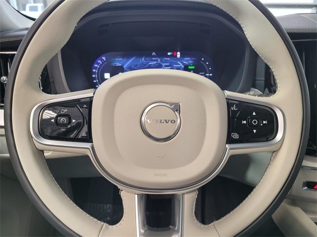 2026 Volvo XC60 Plug-In Hybrid T8 Ultra