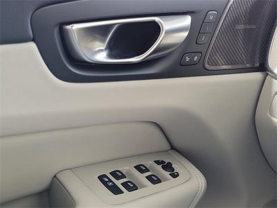 2026 Volvo XC60 Plug-In Hybrid T8 Ultra