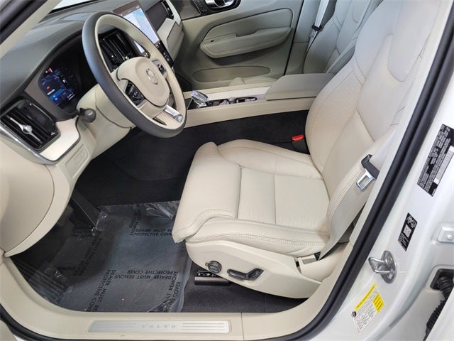 2026 Volvo XC60 Plug-In Hybrid T8 Ultra