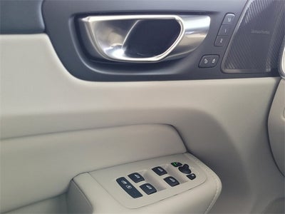 2026 Volvo XC60 Plug-In Hybrid T8 Ultra