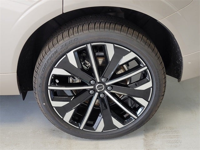 2026 Volvo XC60 Plug-In Hybrid T8 Ultra