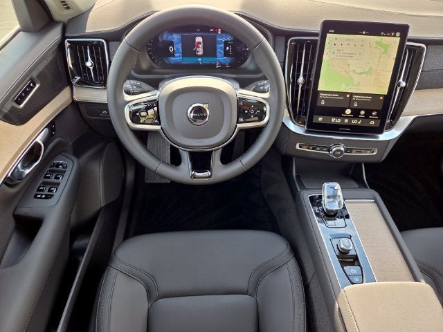 2027 Volvo XC90 Plug-In Hybrid T8 Plus 7 Passenger