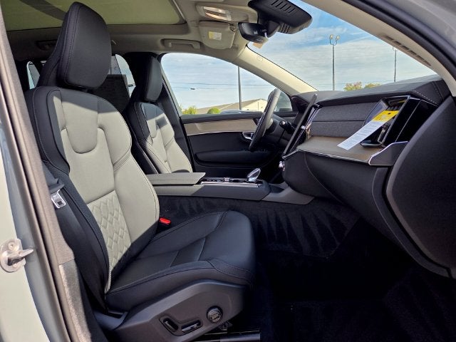 2027 Volvo XC90 Plug-In Hybrid T8 Plus 7 Passenger