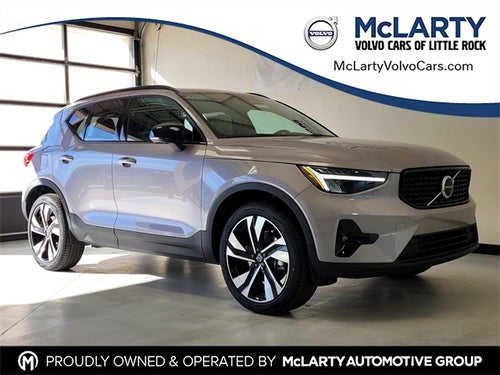 2026 Volvo XC40 B4 Plus