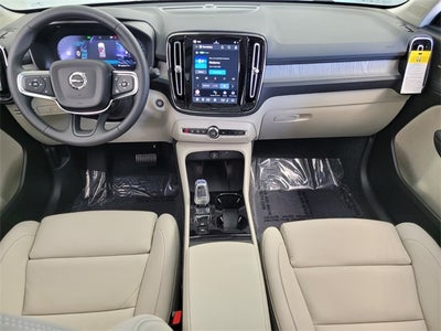 2026 Volvo XC40 B4 Plus