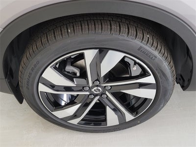 2026 Volvo XC40 B4 Plus