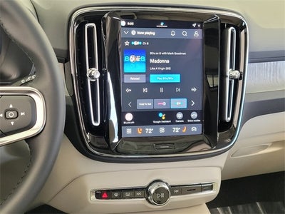 2026 Volvo XC40 B4 Plus