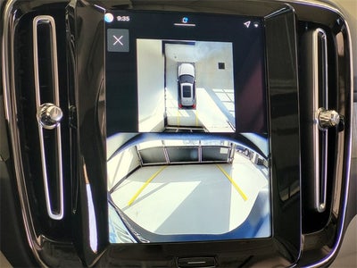 2026 Volvo XC40 B4 Plus