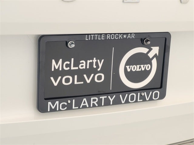 2023 Volvo XC60 B5 Ultimate Bright Theme