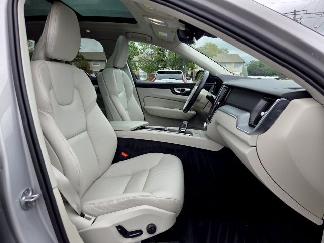 2024 Volvo XC60 B5 Core