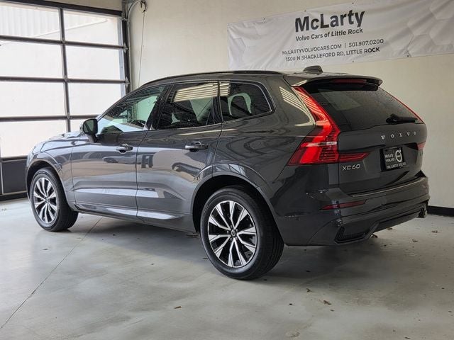 2024 Volvo XC60 B5 Plus Dark Theme