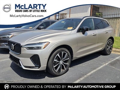 2024 Volvo XC60 B5 Plus Dark Theme