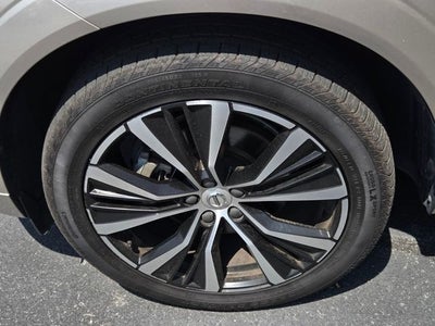 2024 Volvo XC60 B5 Plus Dark Theme