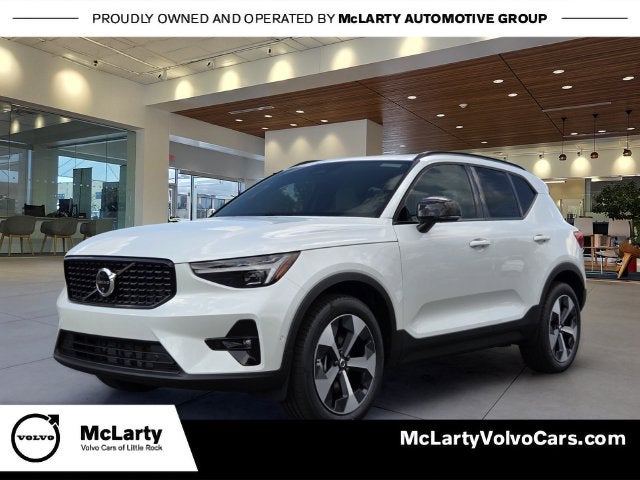 2026 Volvo XC40 B5 Plus