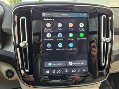 2026 Volvo XC40 B5 Plus
