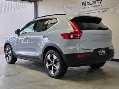2026 Volvo XC40 B5 Plus