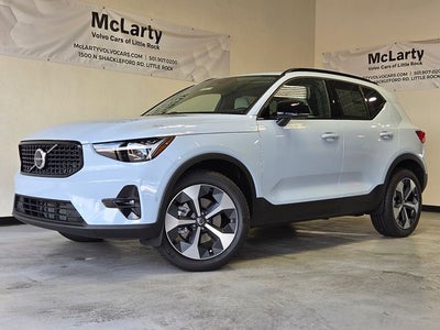 2026 Volvo XC40 B5 Plus