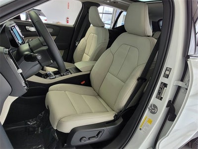 2026 Volvo XC40 B5 Plus