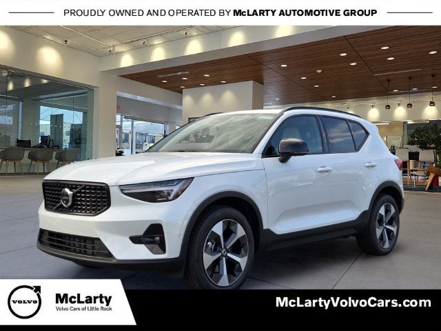 2026 Volvo XC40 B5 Plus