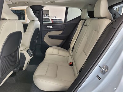 2026 Volvo XC40 B5 Plus