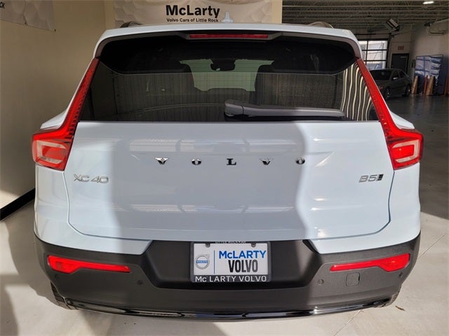 2026 Volvo XC40 B5 Plus