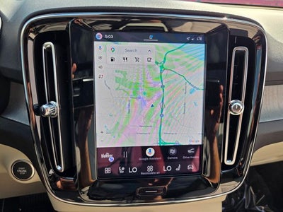 2026 Volvo XC40 B5 Plus