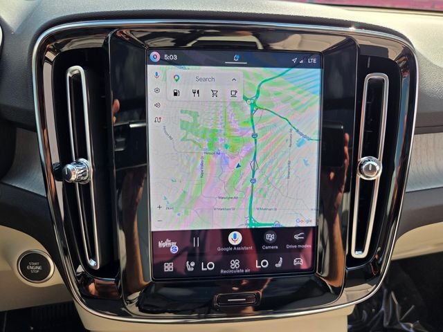 2026 Volvo XC40 B5 Plus