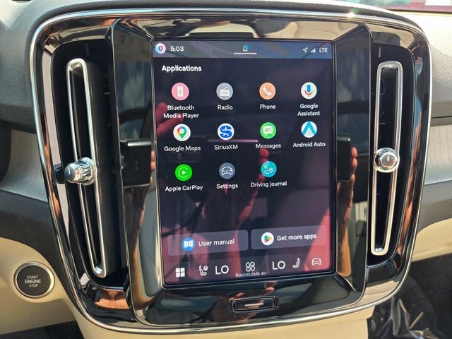 2026 Volvo XC40 B5 Plus