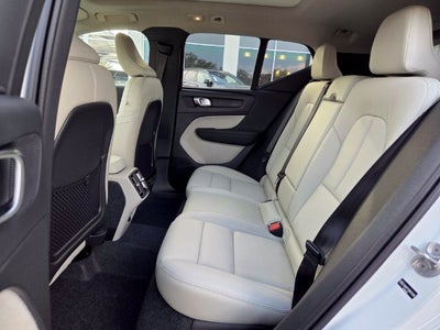 2026 Volvo XC40 B5 Plus