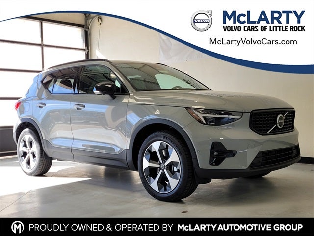 2026 Volvo XC40 B5 Plus