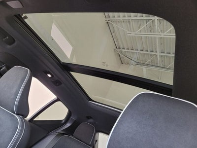 2026 Volvo XC40 B5 Ultra Black Edition