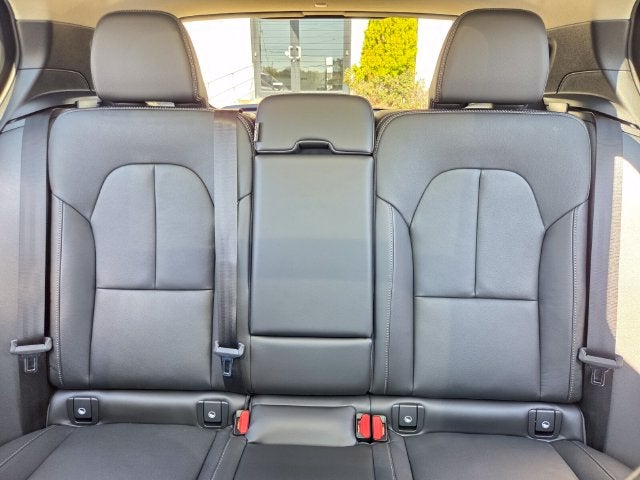 2026 Volvo XC40 B5 Core