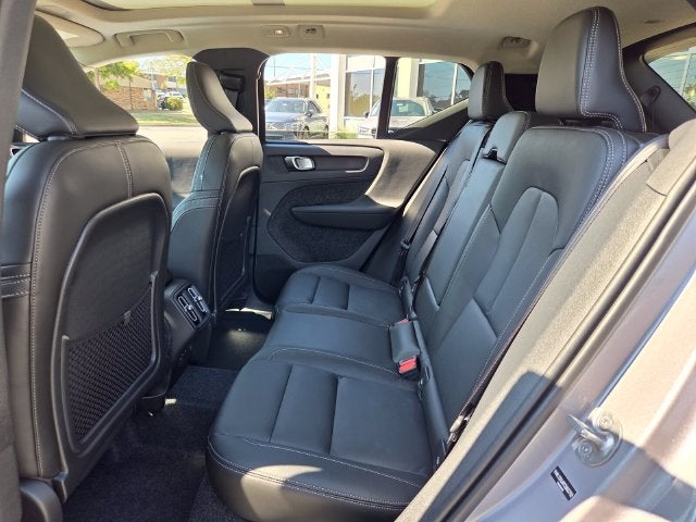 2026 Volvo XC40 B5 Core