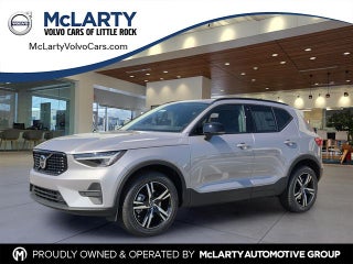 2026 Volvo XC40 B5 Core
