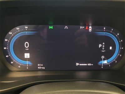 2025 Volvo XC40 B5 Core