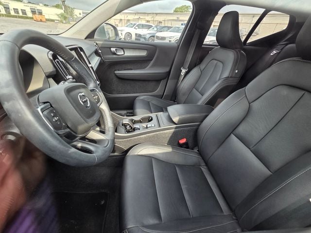 2024 Volvo XC40 B5 Core