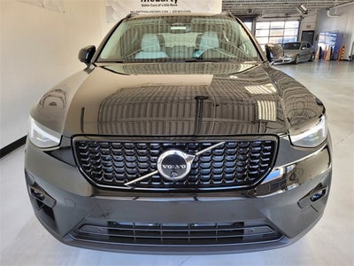 2026 Volvo XC40 B5 Ultra