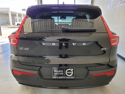 2026 Volvo XC40 B5 Ultra